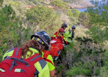 Rescate en Cap des Falcó. Foto: Bomberos Ibiza.