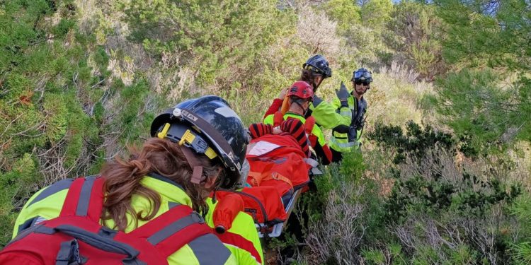 Rescate en Cap des Falcó. Foto: Bomberos Ibiza.