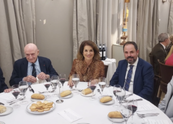 José María Aznar, Abel Matutes, Ana Botella, Carlos Uriarte y Esperanza Aguirre.