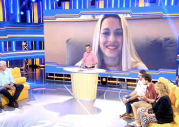 Romina durante su intervención, desde casa, en el programa