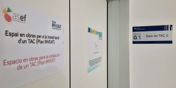 Actualmente se está adecuando el espacio reservado para un segundo TAC en el Hospital Can Misses. Foto: Área de Salud de Eivissa y Formentera.