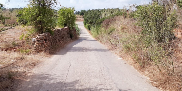Camino de es Gorg de ses Dones, conocido como Can Olmedo, en Santa Eulària