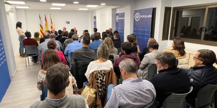 Junta Directiva Insular del Partido Popular de Ibiza se ha reunido esta tarde en la sede de Ibiza