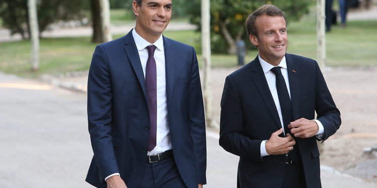Pedro Sánchez y Emmanuel Macron en un encuentro anterior. Foto Moncloa.