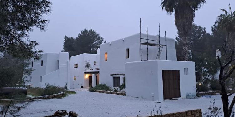 Imagen de archivo de la nevada reciente en Santa Eulària. Foto: Manuel Rodríguez Méndez