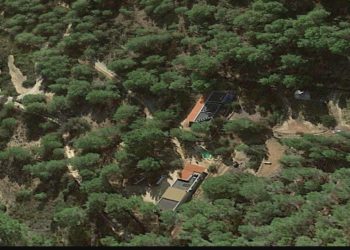 Vivienda que deberá ser demolida, ubicada en la Vénda de Dellà en Sant Josep