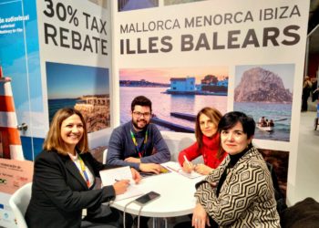 Una de las reuniones de  trabajo de la Ibiza Film Commision en Fitur