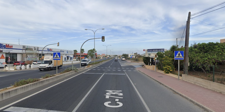 Cruce de Can Guillamó en la carretera de Sant Antoni