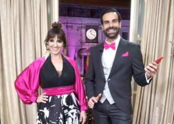 Llum Barrera y David Ordinas presentaron las campanadas en IB3 este Fin de año