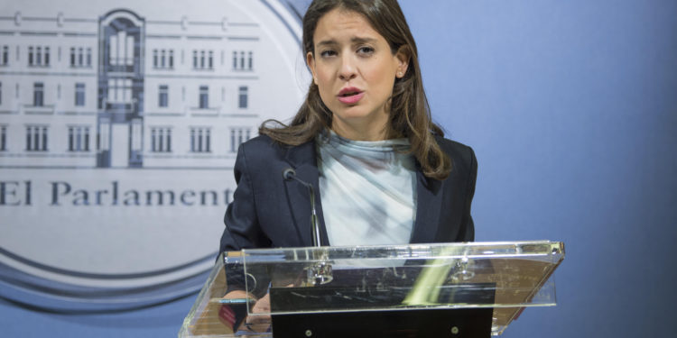 Gloria Santiago, durante una rueda de prensa en una imagen de archivo.