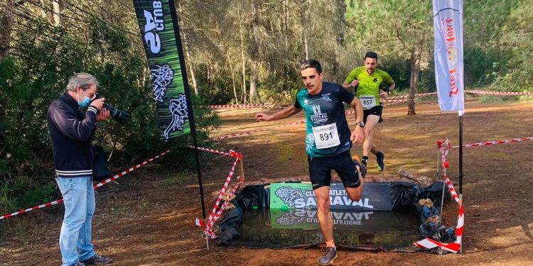 Imagen de archivo del Cross Buscastell 2021. Club Atletisme Santa Eulària