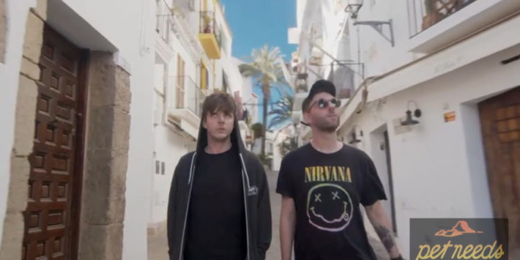 Un fotograma del videoclip rodado en Ibiza del tema de Pet Needs 'Ibiza in Winter'