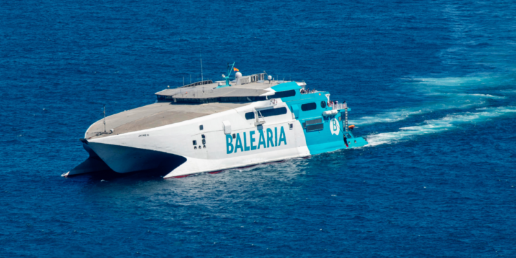 Barco de Baleària 'Jaume III'