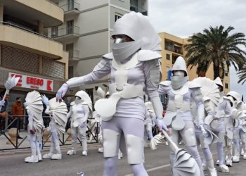 Imagen de la rúa de carnaval de Ibiza en 2022.