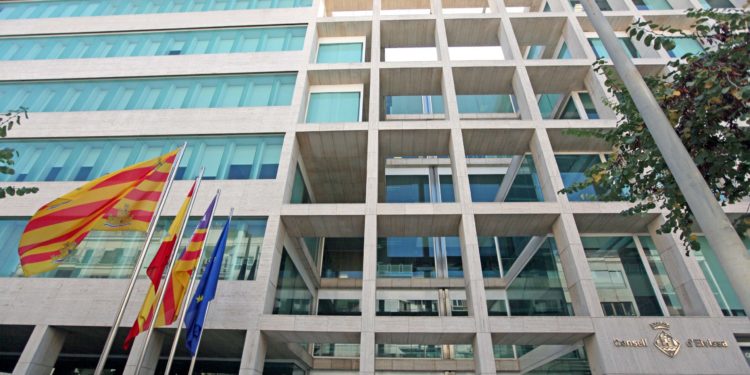 Fachada del Consell de Ibiza.