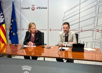 Carolina Escandell  y Mariano Juan han explicado hoy las conclusiones del informe y próximos pasos en el 'caso Amadiba' del anterior equipo de gobierno