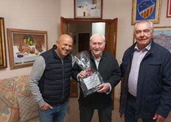 Funoy, Edo y Moreras, en un acto de homenaje al fallecido