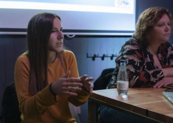Raquel Herrezuelo en la presentación libro 'Pioneras'