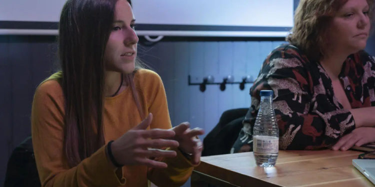 Raquel Herrezuelo en la presentación libro 'Pioneras'
