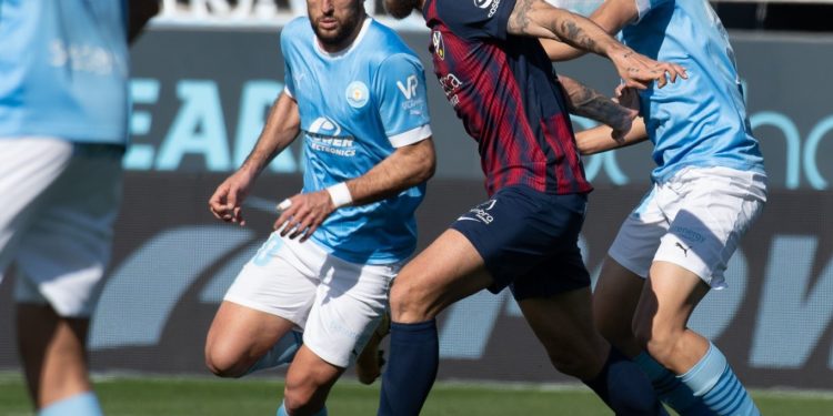 Imagen de archivo de un partido del Ibiza contra el Huesca.