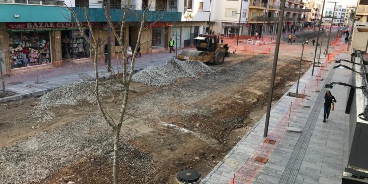 Obras en Isidor Macabich esta mañana de miércoles.