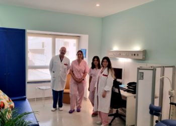 De izq a dcha Dr. Rodolfo Moreno, Raquel Vázquez, Elisa Navarro y Dra. Yanire Navas