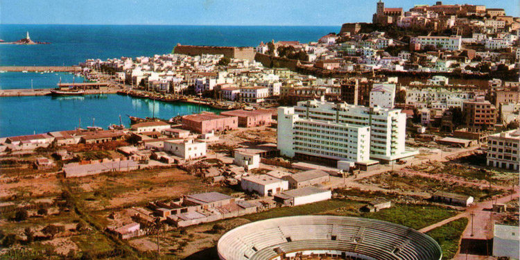 Una imagen de la plaza de Toros de Ibiza, ya desaparecida.