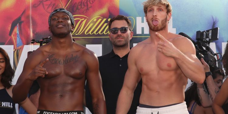 KSI y Logan Paul tras uno de los combates.