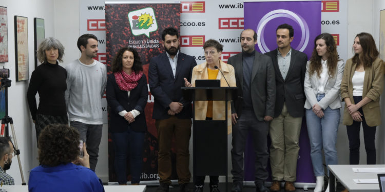 Rueda de prensa en la que explicaron en febrero el  preacuerdo entre Esquerra Unida y Podemos