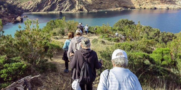 Imagen de archivo de una caminata de ‘Eivissa en Gran’. CIE.