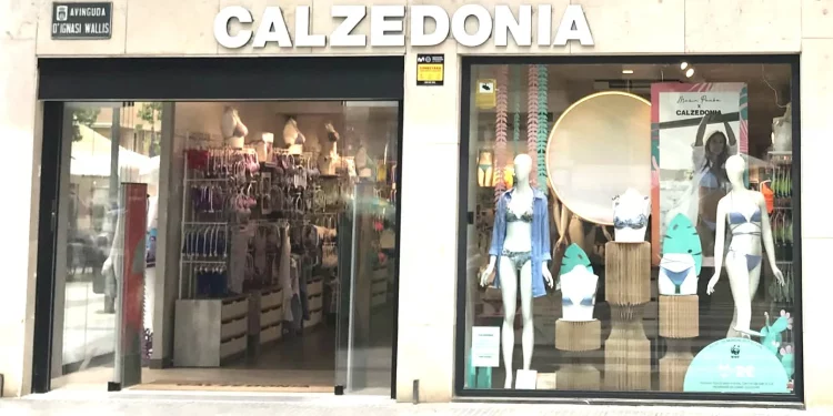 Actual tienda de Calzedonia en Ibiza, en la avenida Ignasi Wallis.