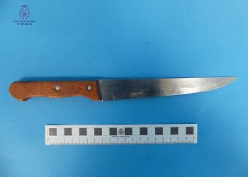Cuchillo con el que la mujer agredió a su pareja gravemente.