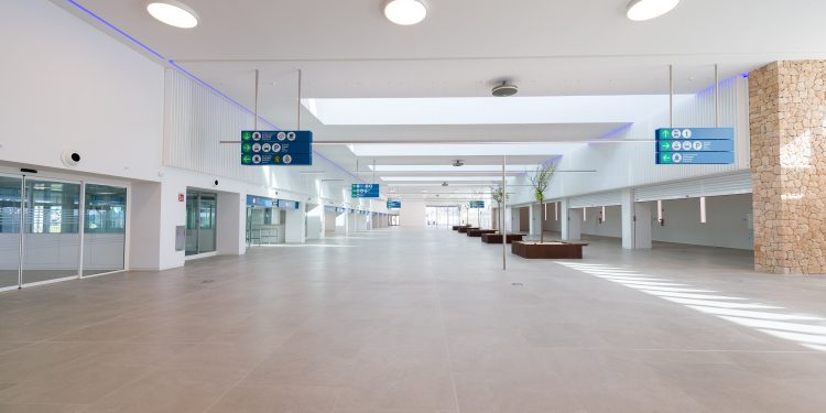 Así es el interior de la nuevas estación marítima de Ibiza