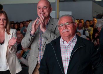 Tania Marí, Vicent Marí y Antoni Marí, Carraca, en la presentación de candidatura y homenaje de Sant Joan.