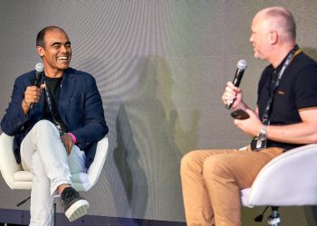 Sanjay Nandi, CEO de Pachá, en conversación con Robb McDaniels, CEO de Beatport en el IMS. Imagen International Music Summit.