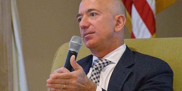Jeff Bezos, founder of private space company Blue Origin and the Amazon.com, visited the Los Angeles Air Force base, Space and Missile Systems center and spoke to the Commanders and Leaderships of Air Force Space Command at Ft. MacArthur, San Pedro, Calif., Oct 25, 2017.