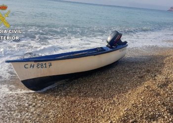 Imagen de archivo de una patera.