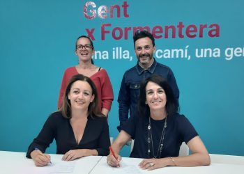 Firma del acuerdo de la anterior campaña.