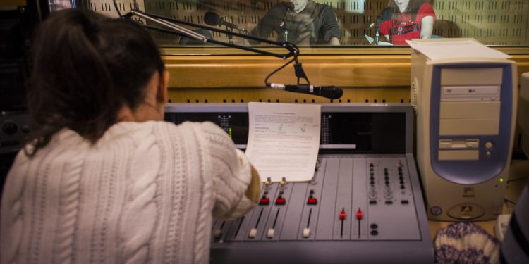 Imagen de archivo de una emisora de radio. UCIII