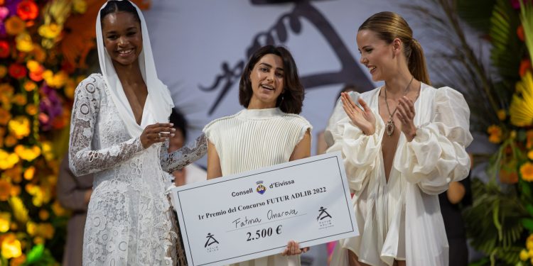 La ganadora de Futur Adlib 2022, Fatma Omarova.