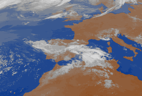 Nubes sobre Baleares, en la imagen de la AEMET.