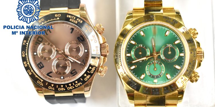 Imagen de los relojes robados