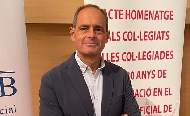 Javier Torres, decano del COPIB.