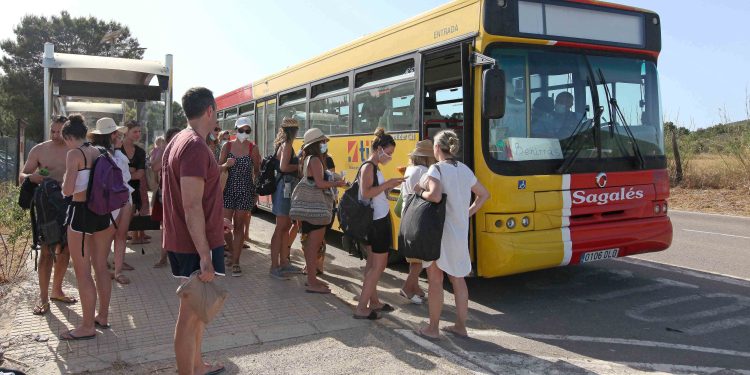 Autobús lanzadera a Benirràs