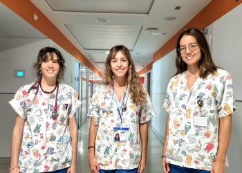 En la foto, parte del equipo de Pediatría, de izquierda a derecha la Dra. Amelia Sánchez, la recién incorporada Dra. Jenifer Calviño y la Dra Diana Pestana.