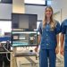 De izquierda a derecha la Dra. Azahara Agudo, la Dra. Cati Torres y el jefe de Dermatología, el Dr. Andrés Palacios