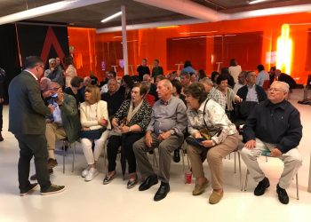 Emoción contenida en la sede electoral del PP de Ibiza en el Centre Cultural de Jesús