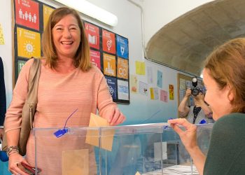 Francina Armengol, votando en las elecciones del pasado domingo.