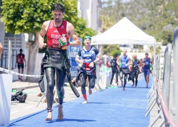 Imagen de archivo de una prueba de triatlón.