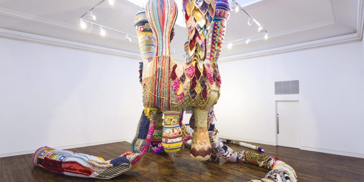 Una de las Valkyries de Joana Vasconcelos. Copyright Joana Vasconcelos